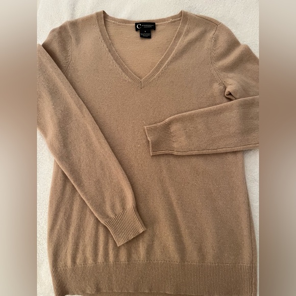 Bloomingdale's Sweaters - Bloomingdale's Tan V-Neck Sweater